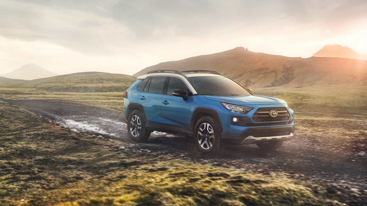 A brief review of the 2019 Toyota RAV4: The ins & outs