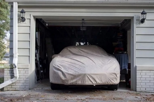 unused car left in garage