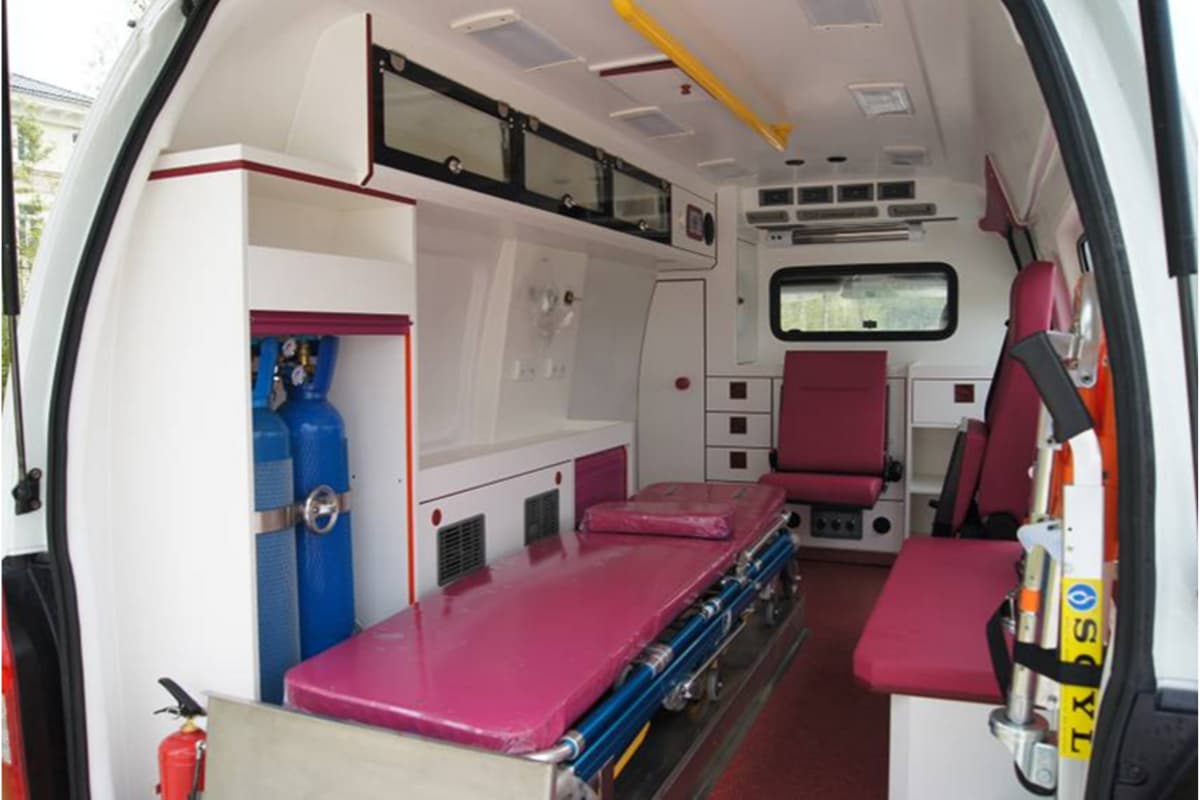 ambulance interior design        <h3 class=