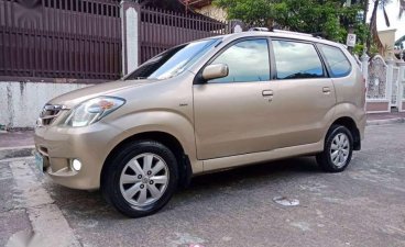 For sale Fresh 2010 Toyota Avanza G top of the line