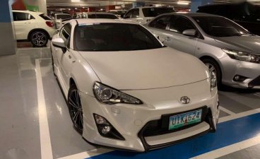 Toyota 86 AT 2012 FOR SALE