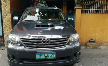 Suv for sale Toyota Fortuner v 2013 4×4 diesel automatic 3.0