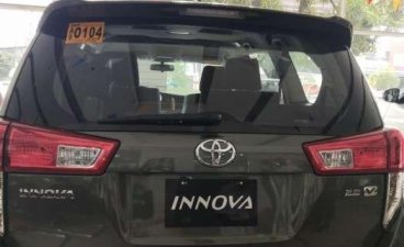 TOYOTA INNOVA 2.8 V DSL A/T 2019