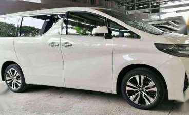 Toyota Alphard AT BRANDNEW NEW LOOK 2019 