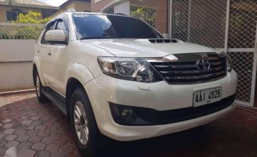 FOR SALE Toyota Fortuner V variant 4x4