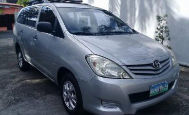 Toyota Innova 2011 E AT for sale