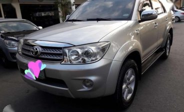For sale Toyota Fortuner G 2.5 turbo diesel 2010 matic