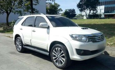 RUSH SALE 2014 Toyota Fortuner 2.5V Automatic