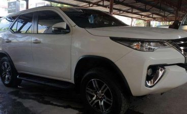 2017 Toyota Fortuner 2.4G Automatic Diesel Freedom White