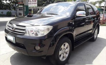 Toyota Fortuner 2011 V AT for sale