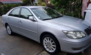 Toyota Camry 3.0 V6 2004 model/ top of the line