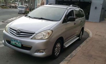 Toyota Innova 2011 J for sale