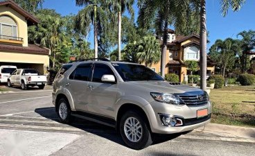 2013 model Toyota Fortuner 4x2 Automatic Diesel With 3TV-DVD