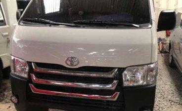 2016 Toyota Hiace Commuter 31T Kms only