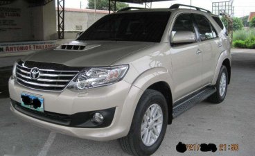 SELLING TOYOTA Fortuner g matic 2013