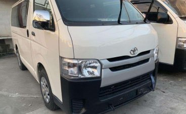 2018 Toyota Hiace Commuter 3.0L Manual White