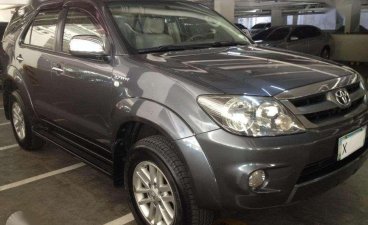 Toyota Fortuner G 2007 Matic Like New Condition 