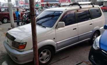 Toyota Revo lxv 2000 for sale 