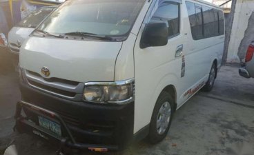 2010 Toyota Hiace commuter for sale 