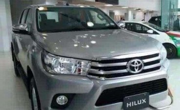 NEW TOYOTA HILUX 4X2 E M/T 2019