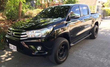 2017 Toyota Hilux 2.4L 4X2 AT for sale 
