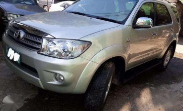 Toyota Fortuner 2010 G manual for sale 