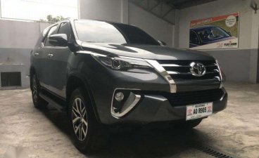 2017 Toyota Fortuner V 4x2 Diesel AT for sale 