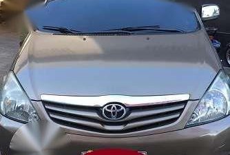 2014 Toyota Innova G for sale 