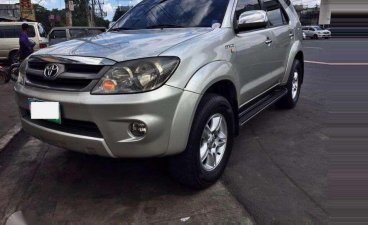 Toyota Fortuner G 4x2 2005 Top of the line