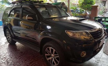 2013 Toyota Fortuner G MT DSL loaded and fresh