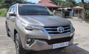 TOYOTA Fortuner 2017 v matic 1520m fresh in and out