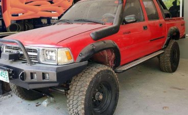 FOR SALE TOYOTA Hilux ln 97