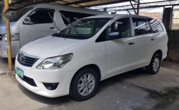 2013 model Toyota Innova E AT Diesel FOR SALE