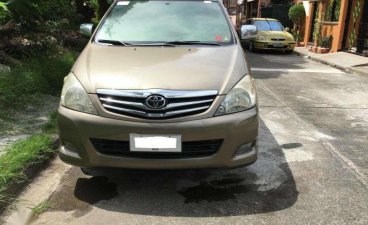 2011 Toyota Innova V 2.0 Gas AT FOR SALE