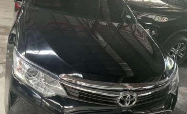 2015 Toyota Camry V Black Top of the Line 