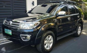 2011 Toyota Fortuner gas at for sale