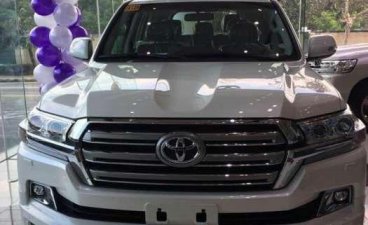 Toyota Land Cruiser 200 4.5L diesel V8 2019 brand new