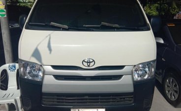 2015 Toyota Hiace Commuter MT for sale 