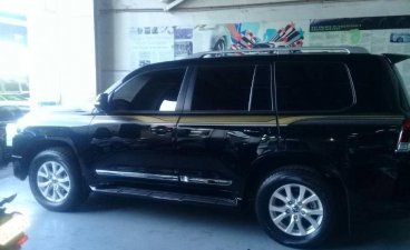 Toyota Land Cruiser Automatic Diesel for sale in Cebu City