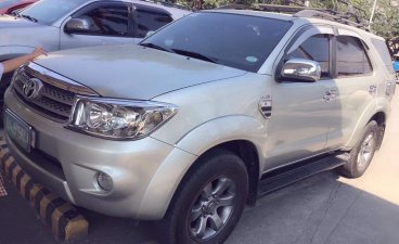 Selling 2nd Hand (Used) Toyota Fortuner 2010 in San Fernando