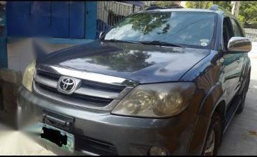  2nd Hand (Used) Toyota Fortuner 2006 Automatic Gasoline for sale in Valenzuela