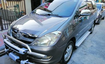 Selling Toyota Innova 2006 at 120000 in Marikina