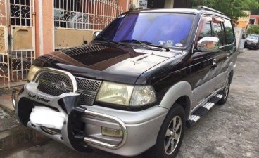 Selling Toyota Revo 2001 in Muntinlupa