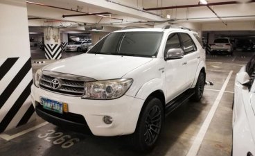 Toyota Fortuner 2010 Automatic Gasoline for sale in Cainta