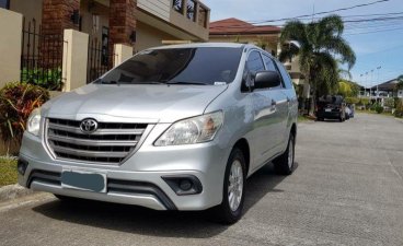 2nd Hand 2015 Toyota Innova for sale in Carmona