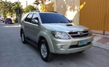 For sale Used 2005 Toyota Fortuner Automatic Diesel in Quezon City
