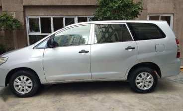 Selling Toyota Innova 2014 Manual Gasoline in Manila