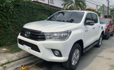 White Toyota Hilux 2016 for sale