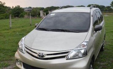 Selling 2nd Hand Toyota Avanza 2013 in Tarlac City