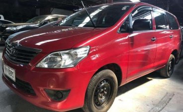 Red Toyota Innova 2016 Manual Diesel for sale in Quezon City